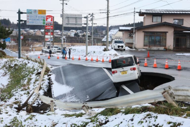 Magnitude 6.7 earthquake hits Japan’s northeast, tsunami warning issued